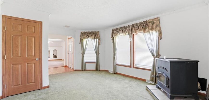 33555 Brown Road, Rushville, MO 64484
