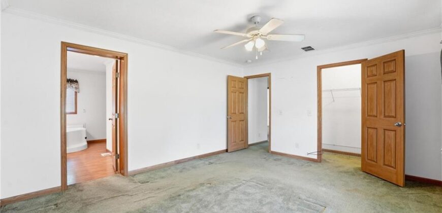 33555 Brown Road, Rushville, MO 64484
