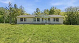 33555 Brown Road, Rushville, MO 64484