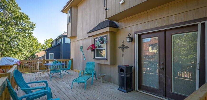 1437 Coventry Lane, Liberty, MO 64068
