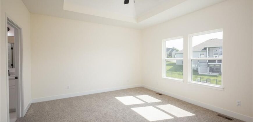 2211 Prairie Creek Drive, Kearney, MO 64060