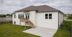 2211 Prairie Creek Drive, Kearney, MO 64060