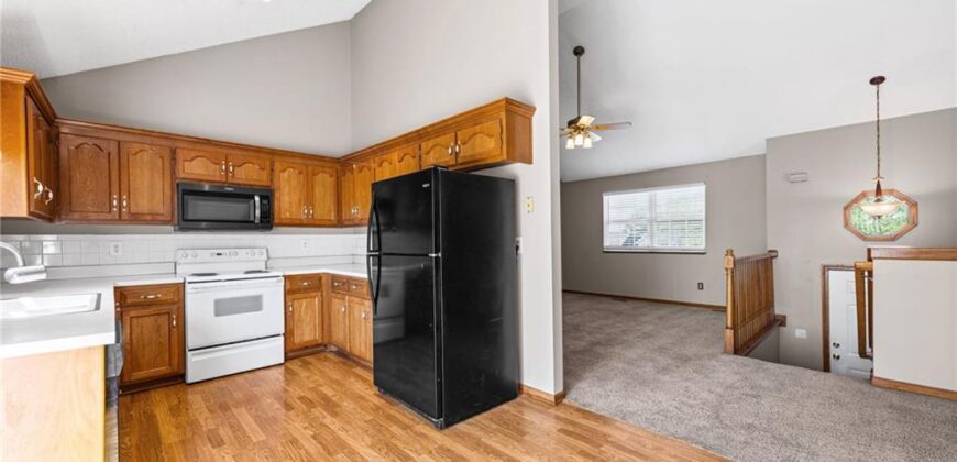 1904 Quail Ridge Drive, Liberty, MO 64068