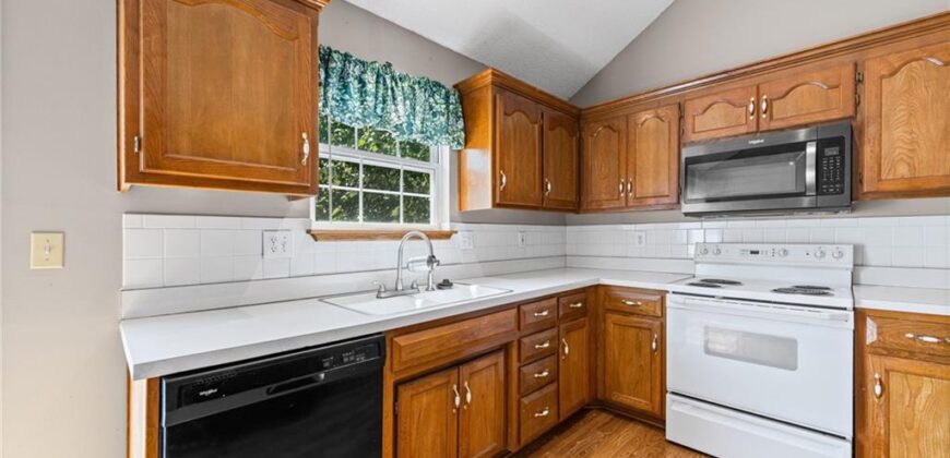 1904 Quail Ridge Drive, Liberty, MO 64068