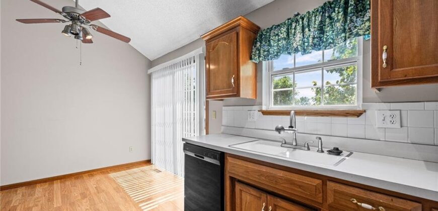 1904 Quail Ridge Drive, Liberty, MO 64068