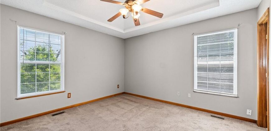 1904 Quail Ridge Drive, Liberty, MO 64068