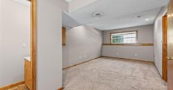 1904 Quail Ridge Drive, Liberty, MO 64068