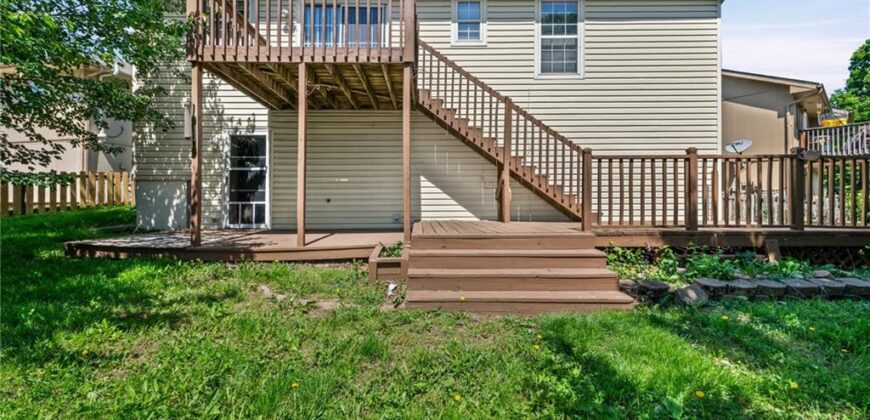 1904 Quail Ridge Drive, Liberty, MO 64068