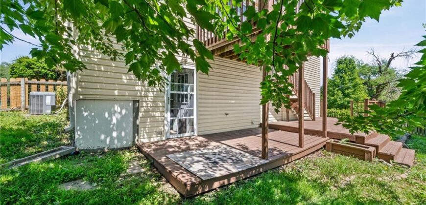 1904 Quail Ridge Drive, Liberty, MO 64068