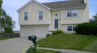 1904 Quail Ridge Drive, Liberty, MO 64068