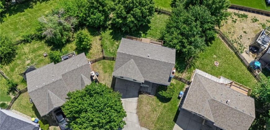 1904 Quail Ridge Drive, Liberty, MO 64068