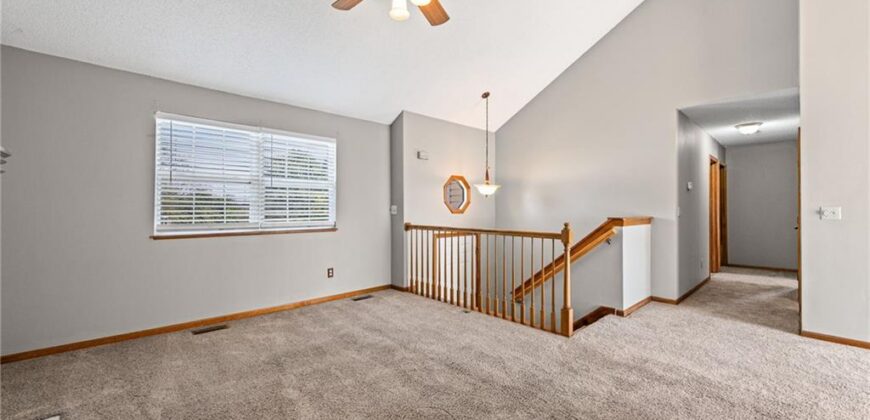 1904 Quail Ridge Drive, Liberty, MO 64068