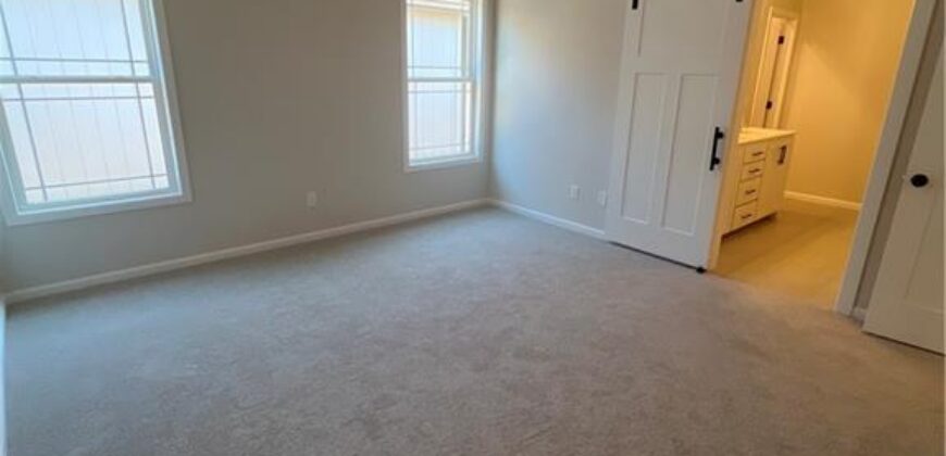 1600 Cottonwood Creek Avenue, Kearney, MO 64060