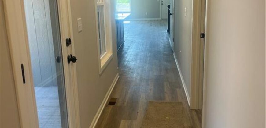 1600 Cottonwood Creek Avenue, Kearney, MO 64060