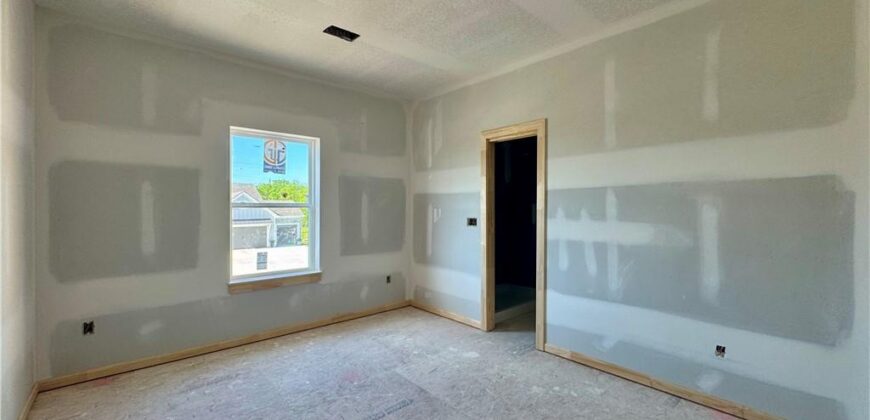 7711 NE 103rd Terrace, Kansas City, MO 64157