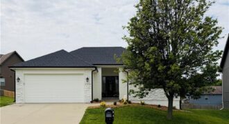 12450 NW Lauren Circle, Platte City, MO 64079
