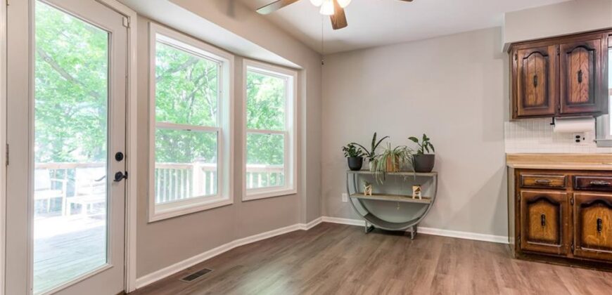 600 NW 66th Street, Kansas City, MO 64118