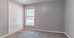 600 NW 66th Street, Kansas City, MO 64118