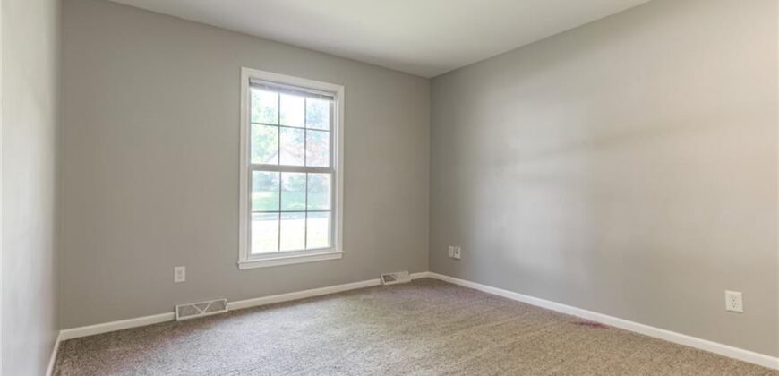 600 NW 66th Street, Kansas City, MO 64118