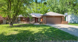600 NW 66th Street, Kansas City, MO 64118
