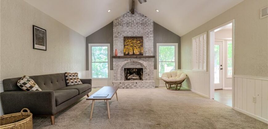 600 NW 66th Street, Kansas City, MO 64118