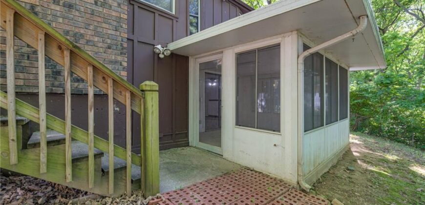 600 NW 66th Street, Kansas City, MO 64118
