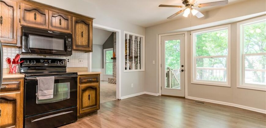 600 NW 66th Street, Kansas City, MO 64118