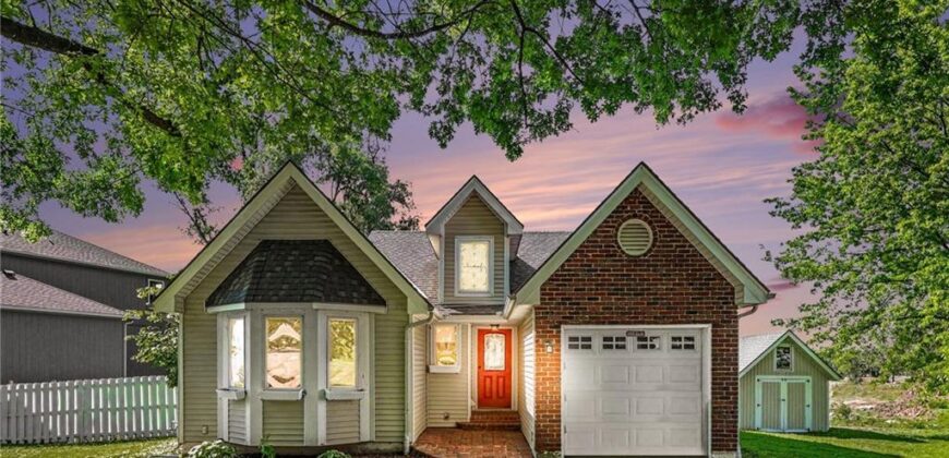 105 Sixth Street, Smithville, MO 64089