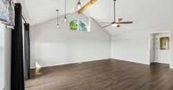 105 Sixth Street, Smithville, MO 64089