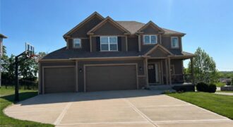 10000 N Richmond Avenue, Kansas City, MO 64157