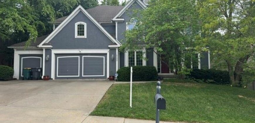 14535 NW 63rd Street, Parkville, MO 64152