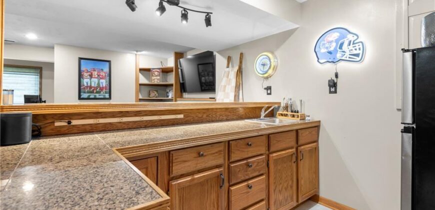 5717 N Beaman Avenue, Kansas City, MO 64151