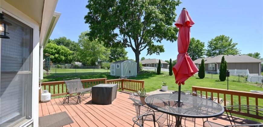 539 Lauren Street, Liberty, MO 64068