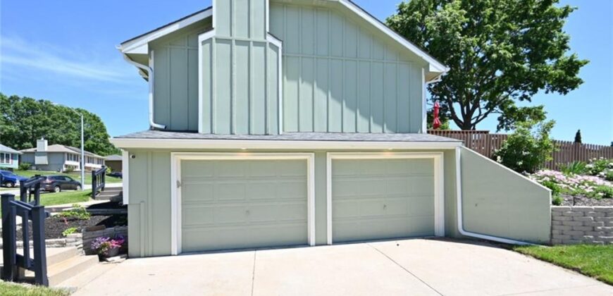 539 Lauren Street, Liberty, MO 64068