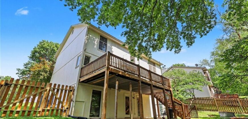 7106 N Holly Court, Kansas City, MO 64118