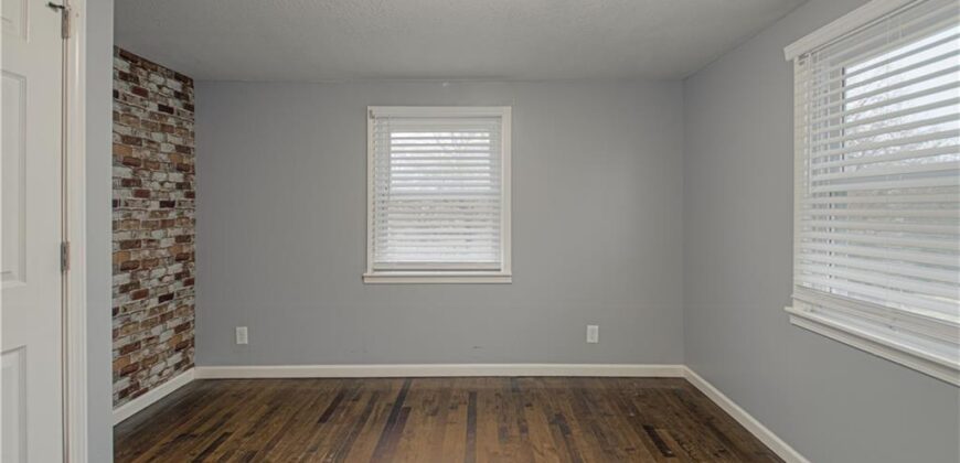 7909 N Pennsylvania Avenue, Kansas City, MO 64118