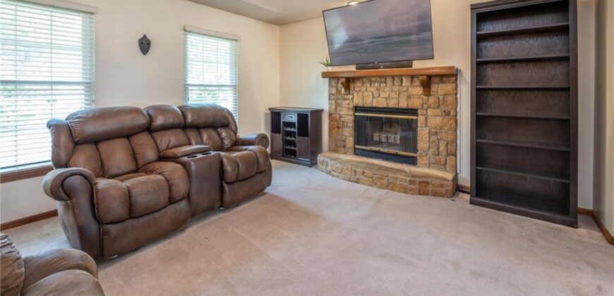 6814 N Liberty Street, Kansas City, MO 64118