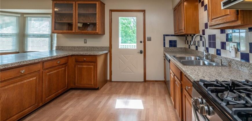 6814 N Liberty Street, Kansas City, MO 64118