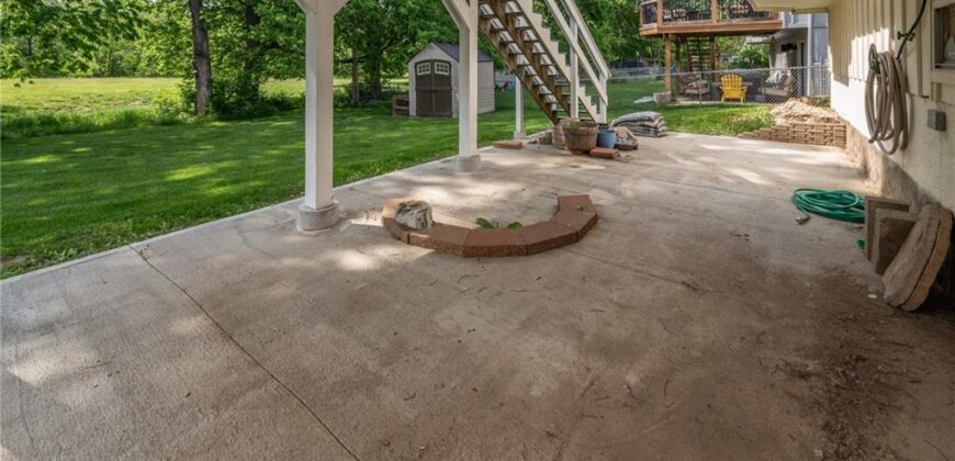 6814 N Liberty Street, Kansas City, MO 64118