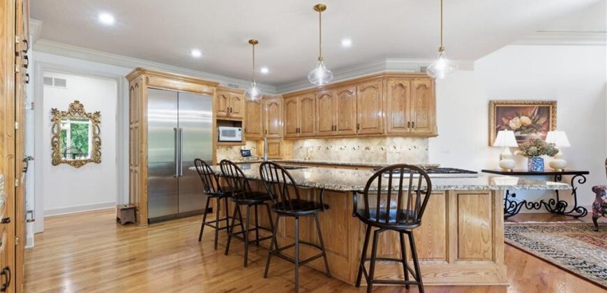 6001 N Cosby Avenue, Kansas City, MO 64151