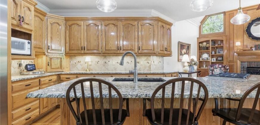 6001 N Cosby Avenue, Kansas City, MO 64151