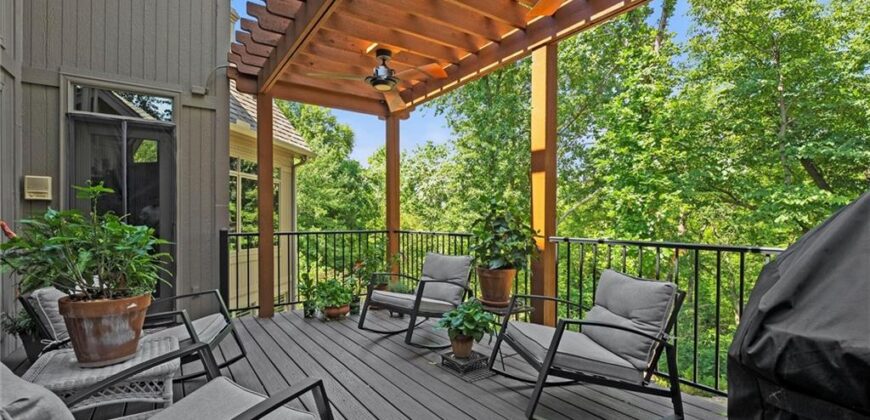 6001 N Cosby Avenue, Kansas City, MO 64151