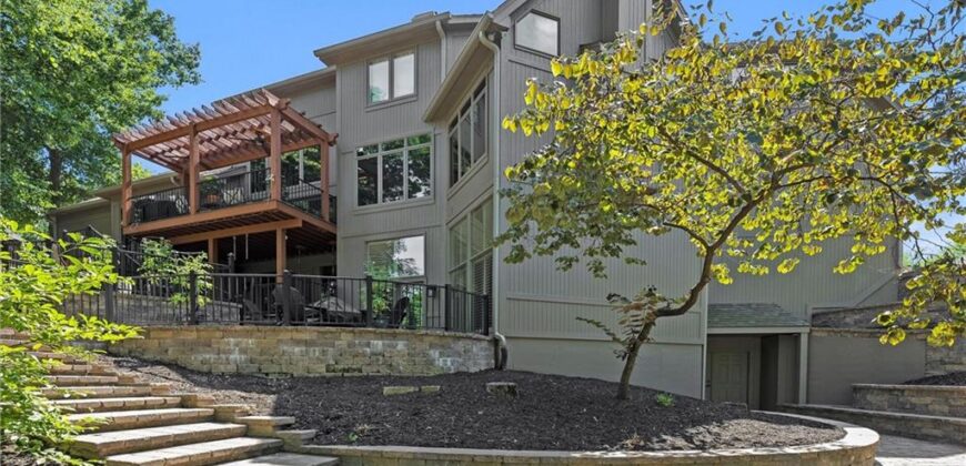 6001 N Cosby Avenue, Kansas City, MO 64151