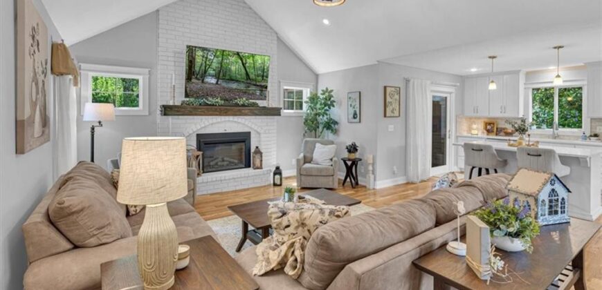 15813 Sugar Plum Road, Kearney, MO 64060