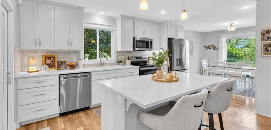 15813 Sugar Plum Road, Kearney, MO 64060
