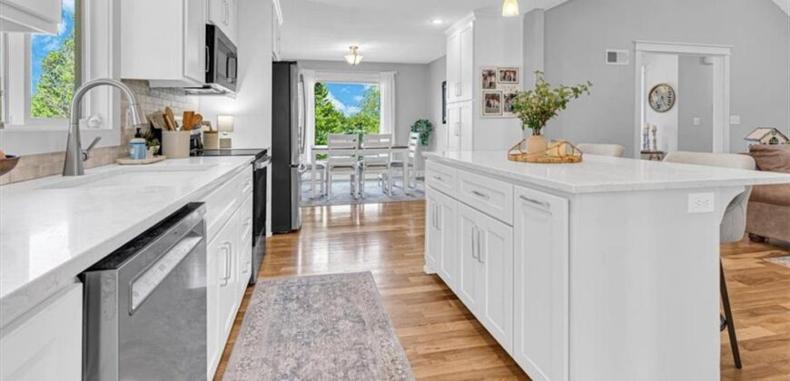 15813 Sugar Plum Road, Kearney, MO 64060