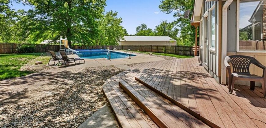 15813 Sugar Plum Road, Kearney, MO 64060
