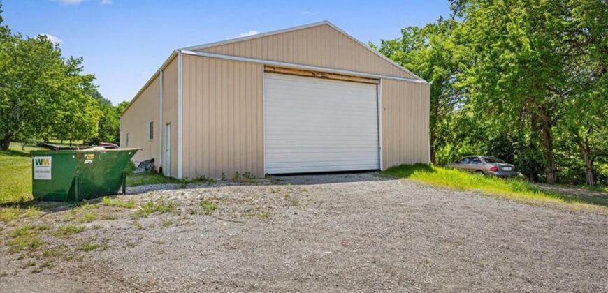 15813 Sugar Plum Road, Kearney, MO 64060