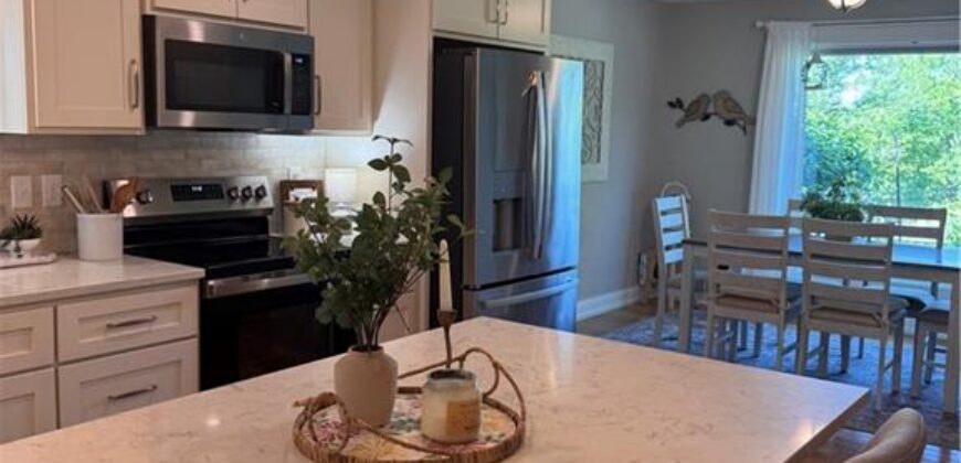 15813 Sugar Plum Road, Kearney, MO 64060