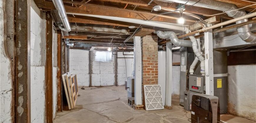 400 S Missouri Street, Liberty, MO 64068